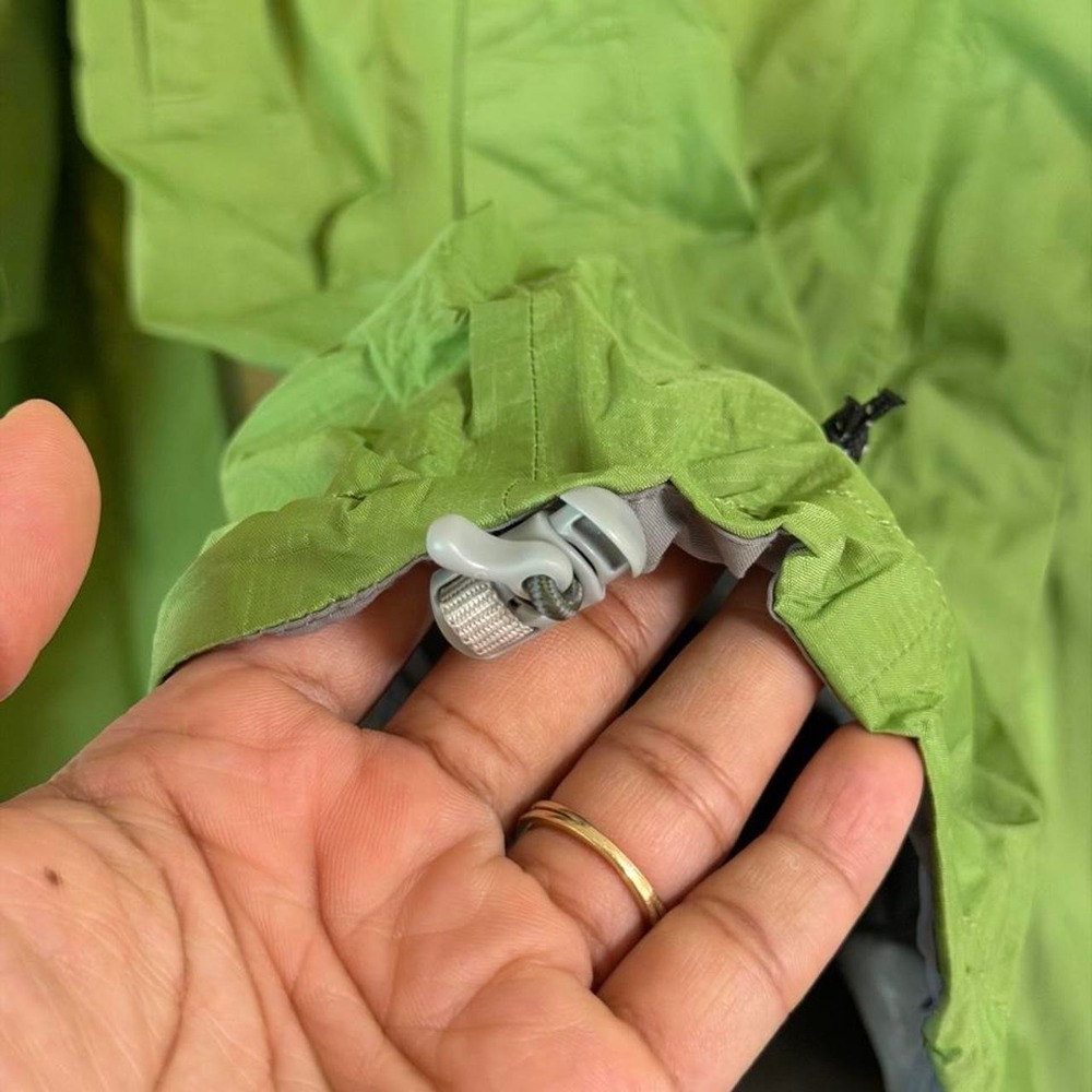 Mountain Hardwear Dry.Q Women's Size S Green Rain Jacket Zipup Ski Hiking - Picture 3 of 8